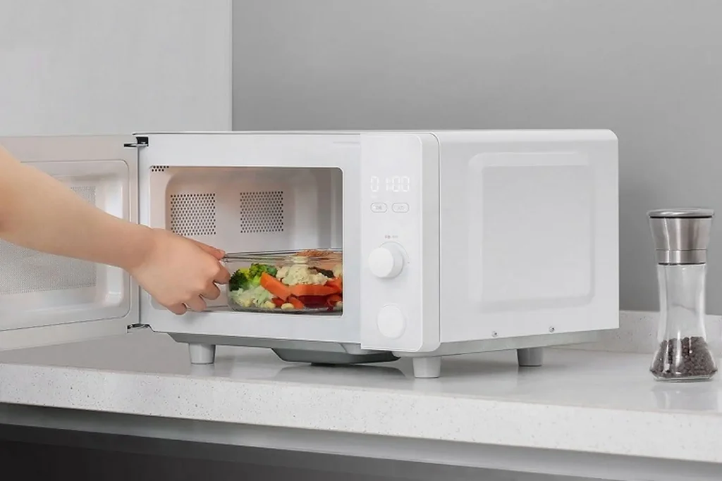 Sai lầm khi sử dụng lò vi sóng hao điện