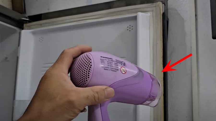 Khôi phục gioăng bằng máy sấy tóc hoặc nước nóng